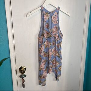 SHYANNE floral sleeveless lace on chest shark bite hem top tunic length